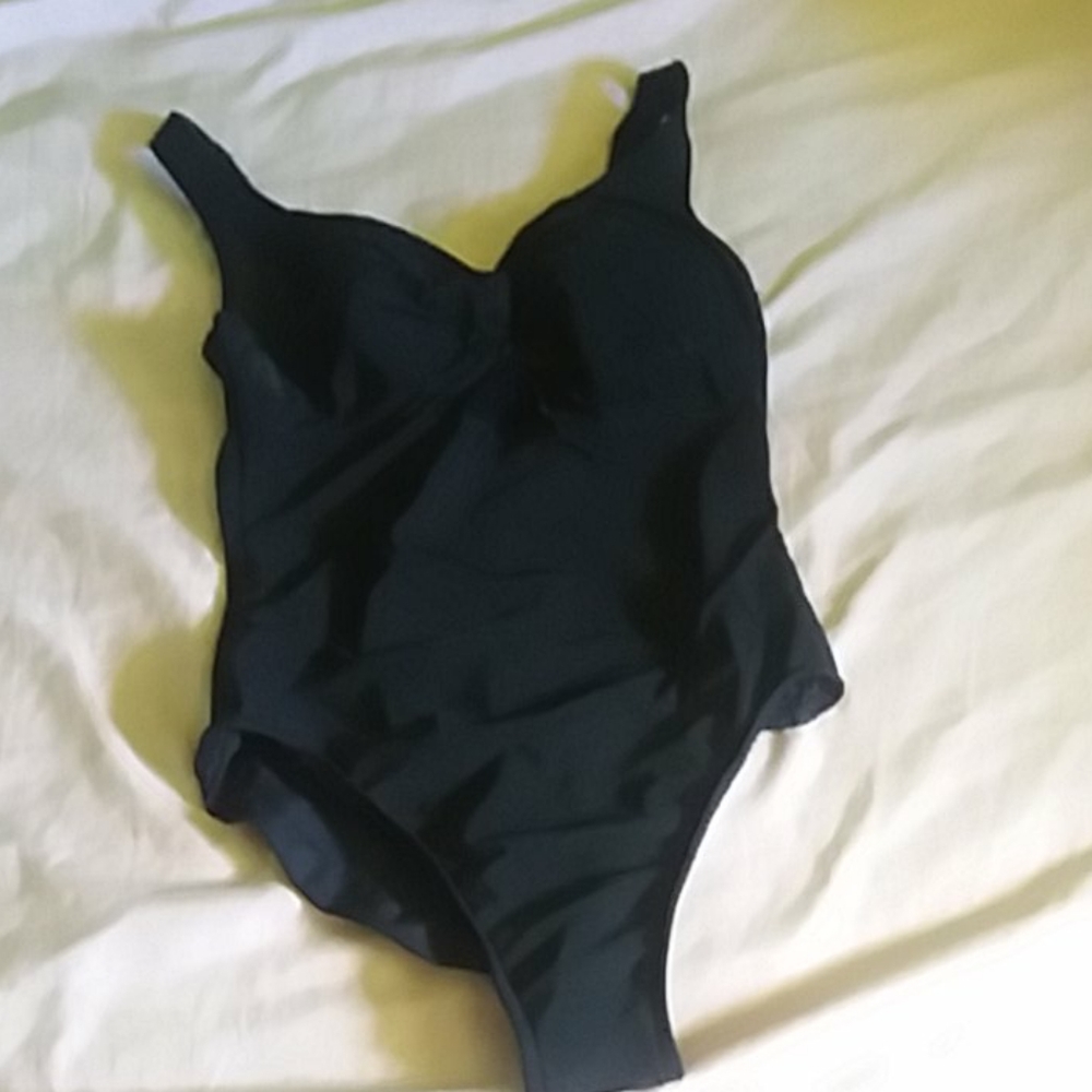 Bathing suit